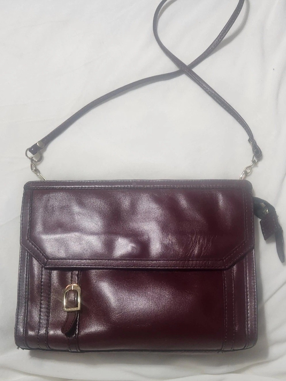 Vintagr Genuine Leather Crossbody Bag in Deep Burgundy